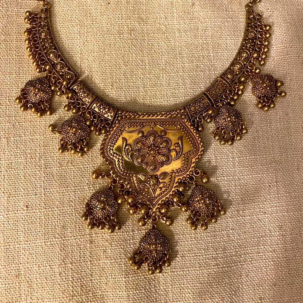 Egyptian necklace